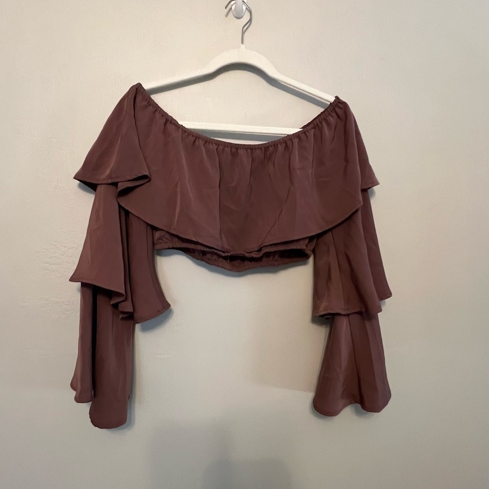 Tobi‎ Mauve Brown Off Shoulder Ruffle Tiered Bell Sleeve Crop Top Small - Picture 2 of 13